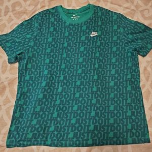 XXL Men Nike T-Shirt